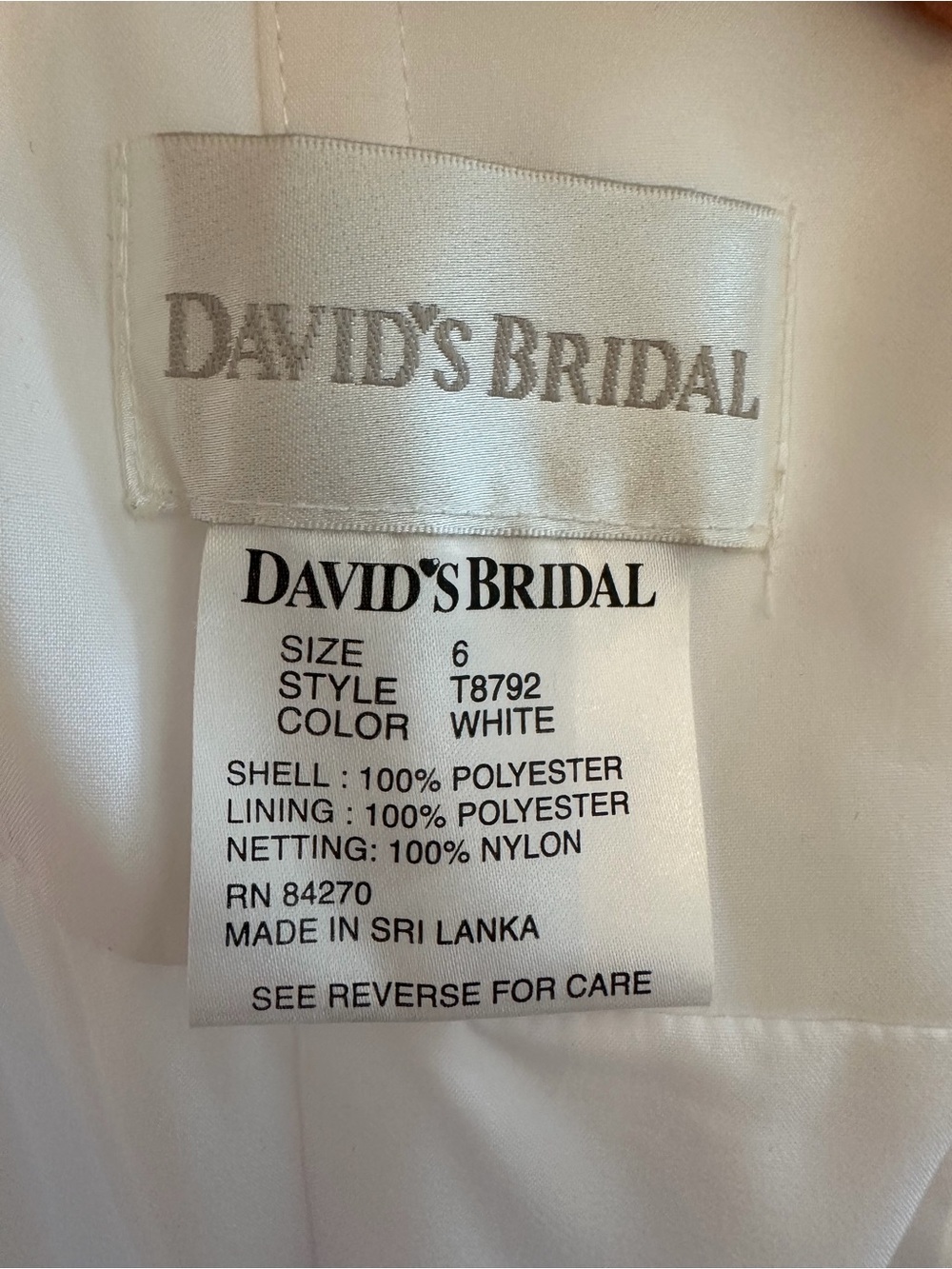 David’s Bridal Strapless Wedding Dress - Size 6